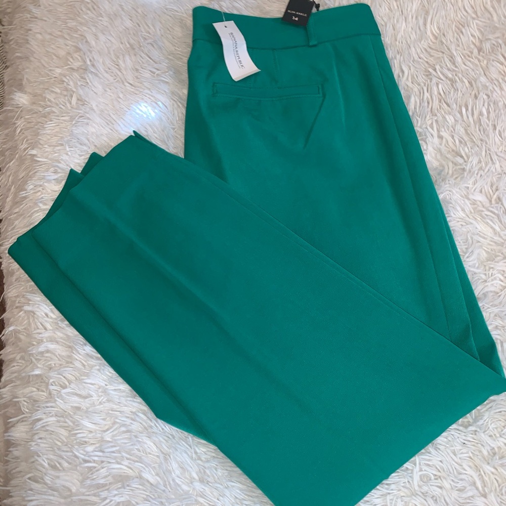 Banana Republic green trousers